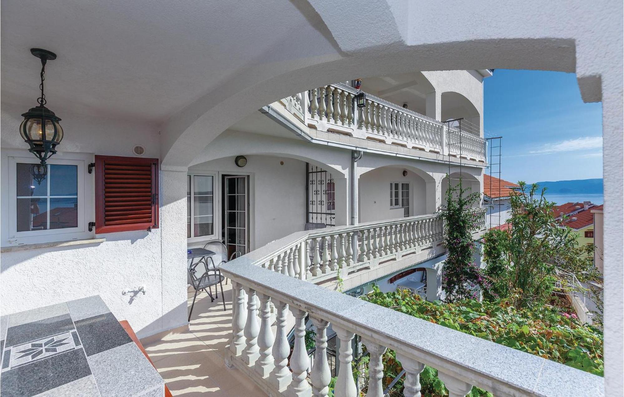 Nice Apartment In Crikvenica With Kitchen Экстерьер фото