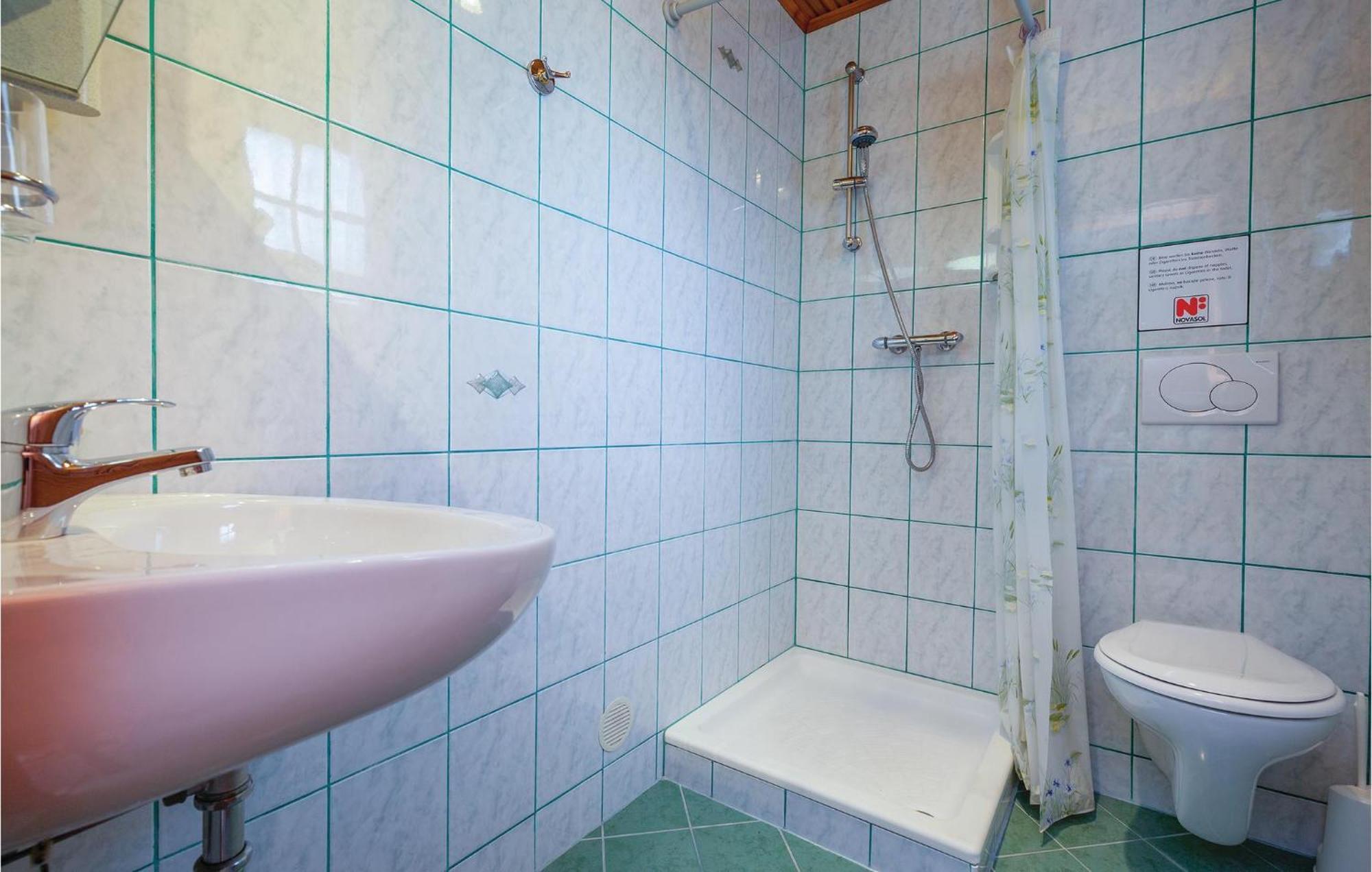 Nice Apartment In Crikvenica With Kitchen Экстерьер фото